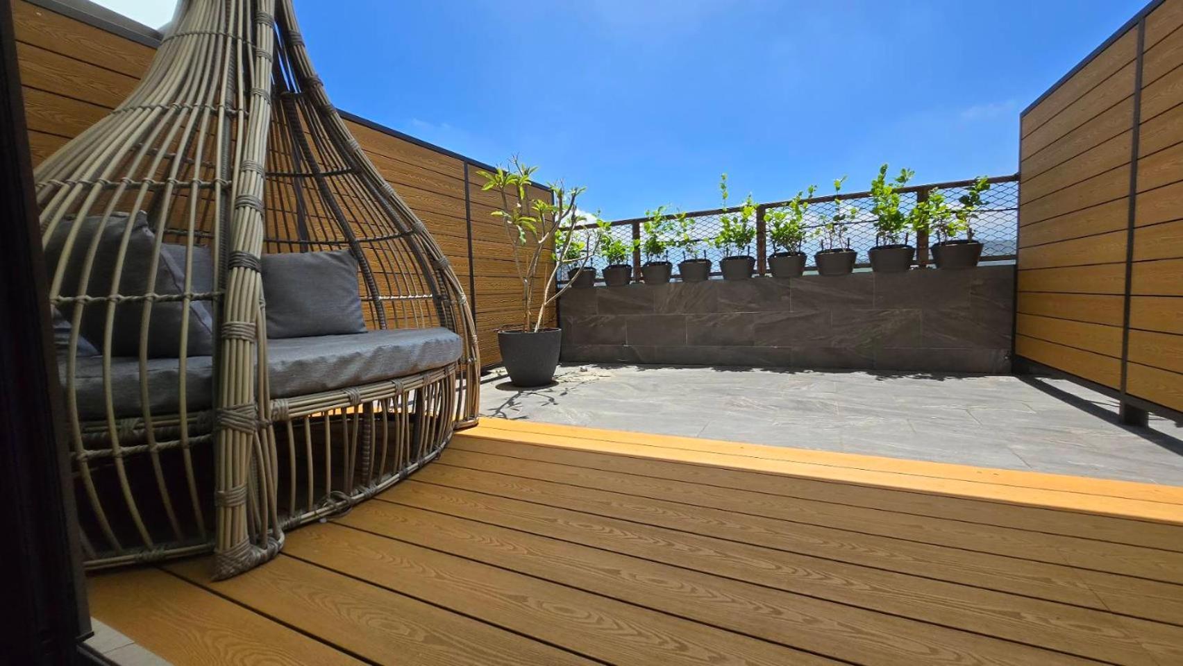 Grand Bay Resort Hotel Hengchun Exterior photo Composite wood